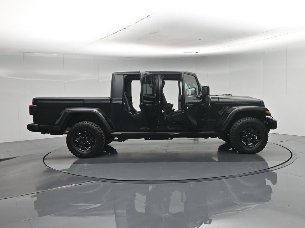 Used 2023 Jeep Gladiator Sport AWD/4WD image 5