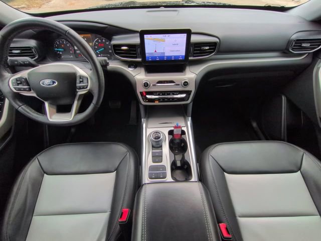 Certified 2023 Ford Explorer XLT w/ Equipment Group 202A image 16