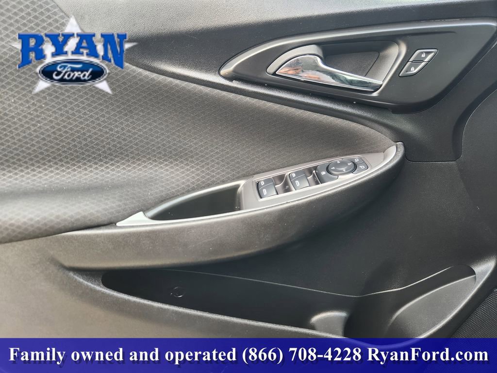 Used 2024 Chevrolet Malibu LT image 18