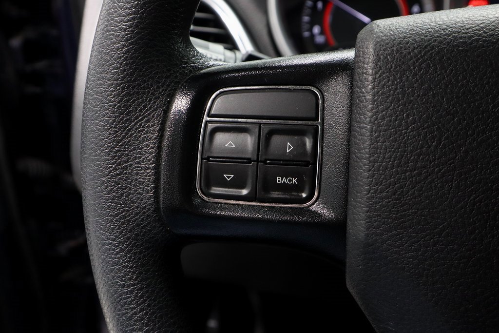 Used 2019 Dodge Journey SE image 26