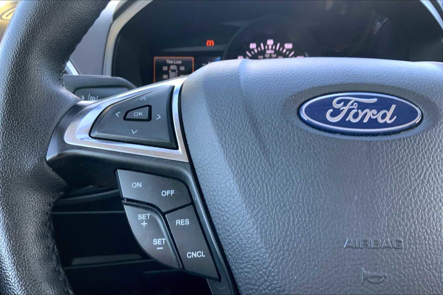 Certified 2024 Ford Edge SEL image 45