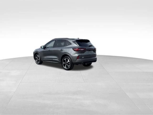 Certified 2023 Ford Escape ST-Line Select w/ Tech Pack #2 image 3