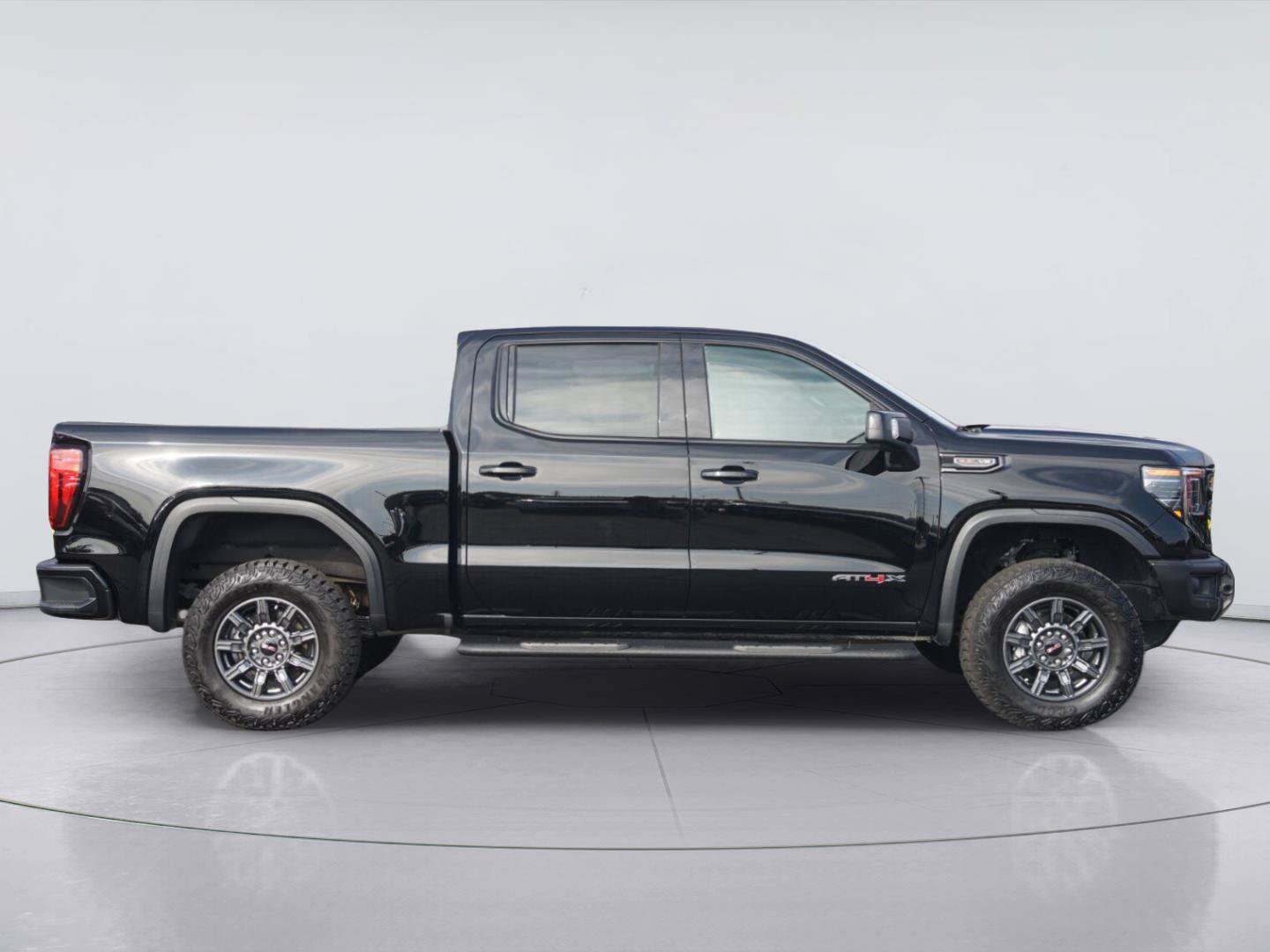 Used 2026 GMC Sierra 1500 AT4X AWD/4WD image 5