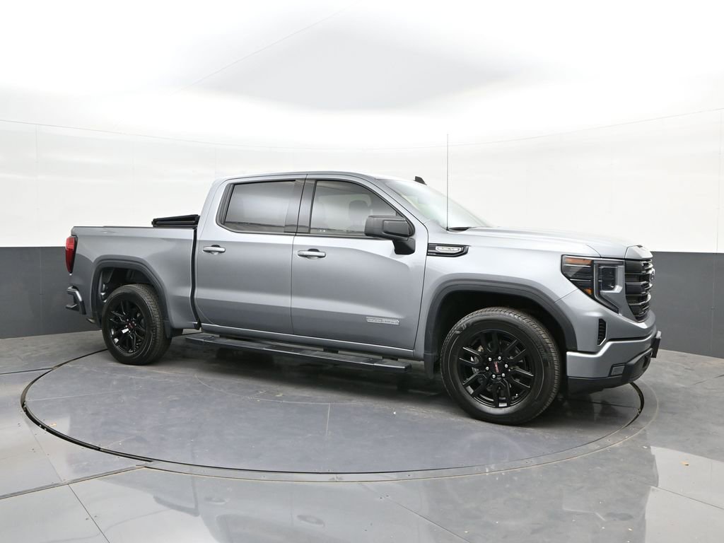 Used 2024 GMC Sierra 1500 Elevation w/ LPO, Elevation Black Package image 17