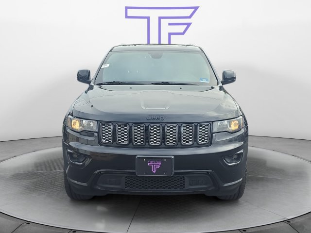 Used 2019 Jeep Grand Cherokee Altitude AWD/4WD image 8