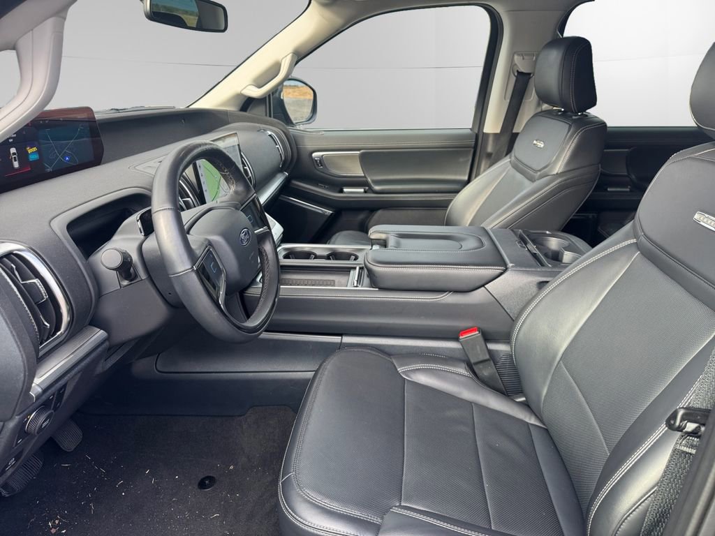 Certified 2025 Ford Expedition Max Platinum image 10