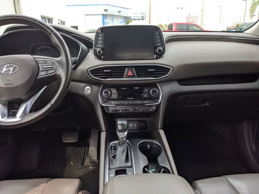 Used 2020 Hyundai Santa Fe Limited image 15