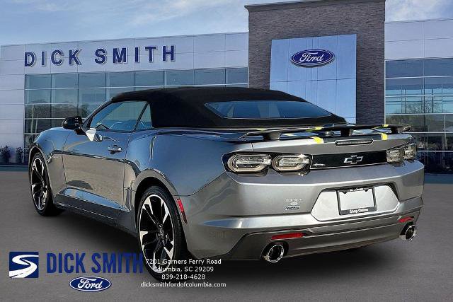 Used 2021 Chevrolet Camaro LT RWD image 4