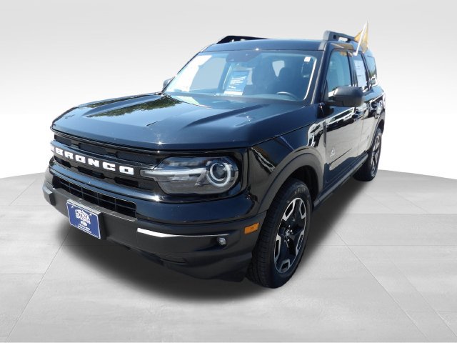 Certified 2024 Ford Bronco Sport Outer Banks AWD/4WD image 3
