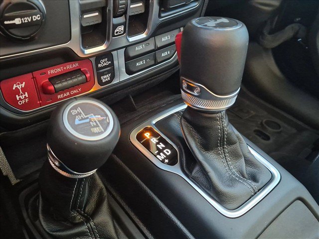 Used 2026 Jeep Wrangler Unlimited Rubicon AWD/4WD image 12