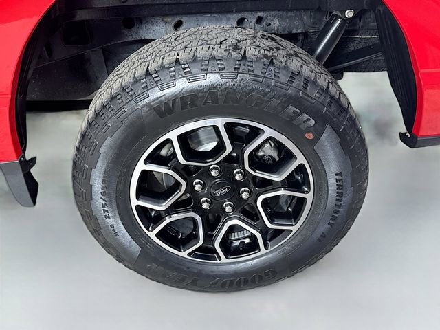 Certified 2022 Ford F150 XLT w/ Equipment Group 302A High image 29