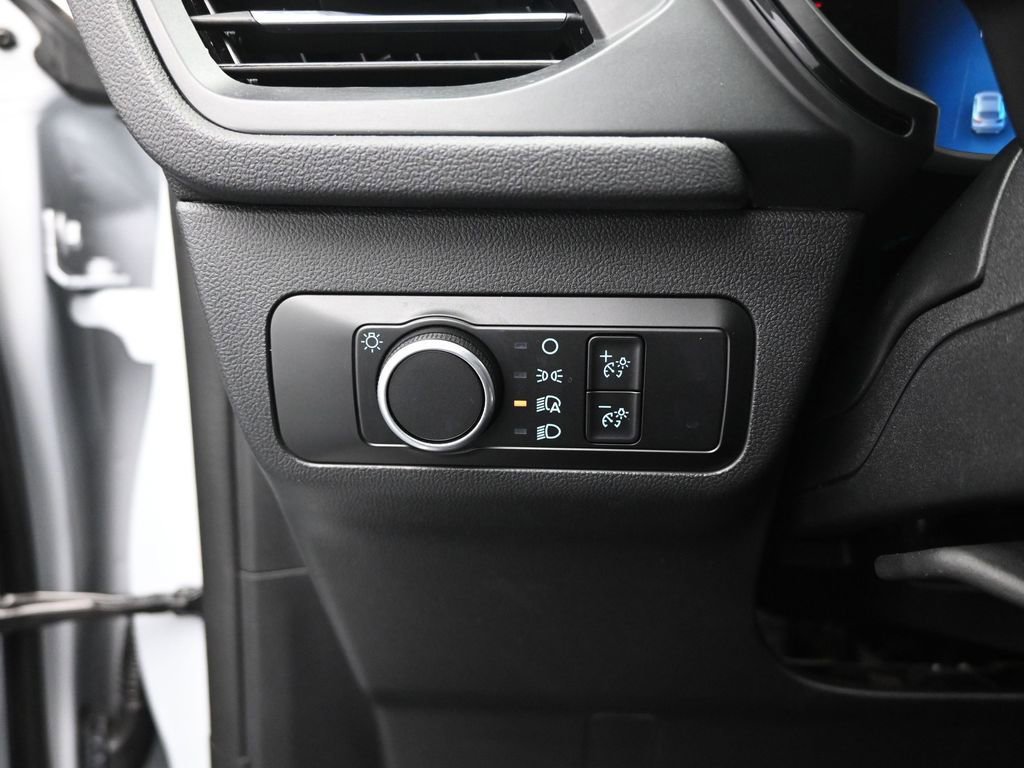 Certified 2025 Ford Escape ST-Line AWD/4WD image 13