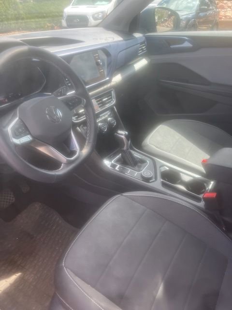 Used 2024 Volkswagen Taos SE AWD/4WD image 11