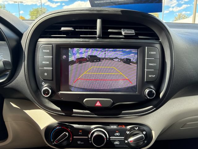 Used 2023 Kia Soul LX FWD image 11