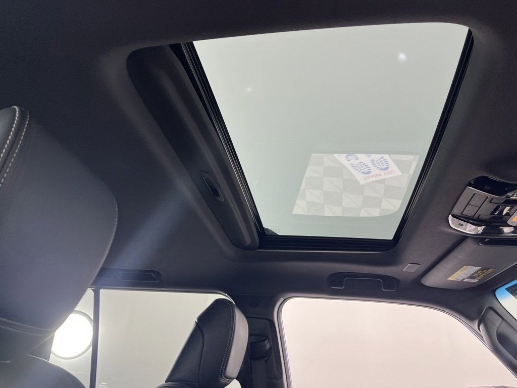 Used 2024 Toyota Land Cruiser w/ Premium Package image 34