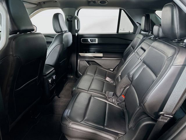 Certified 2021 Ford Explorer XLT w/ Equipment Group 202A image 20