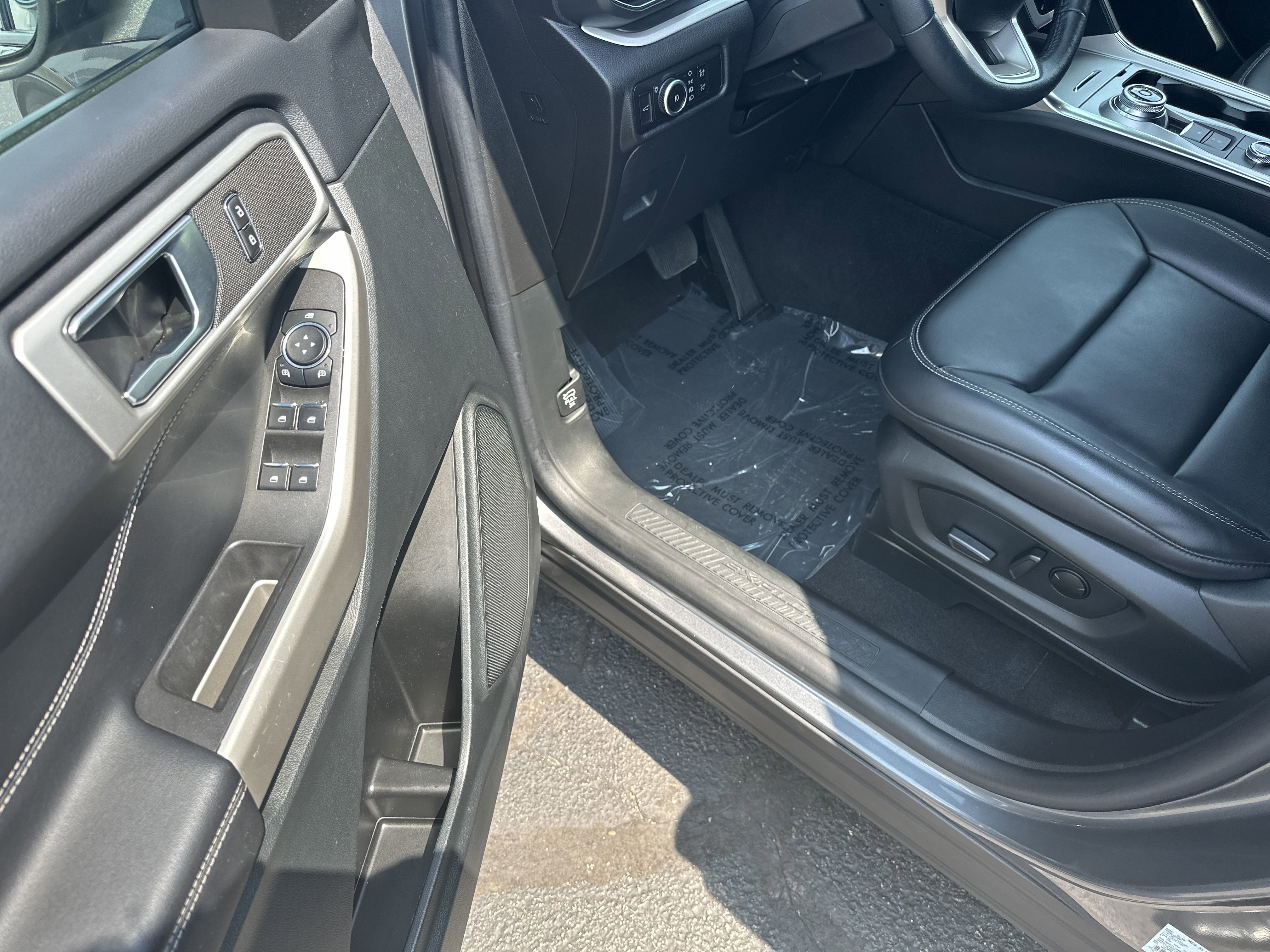 Certified 2023 Ford Explorer XLT w/ Equipment Group 202A image 11