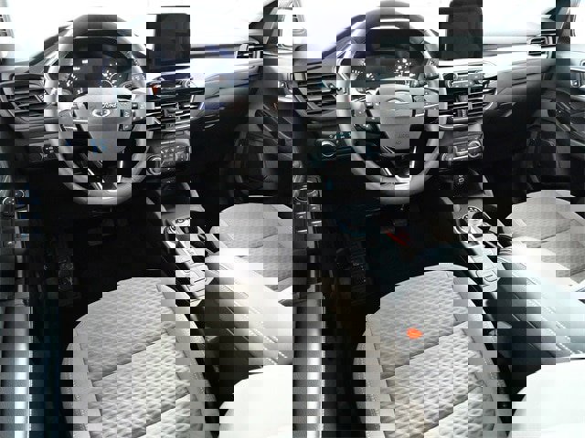 Certified 2022 Ford Escape SE w/ Cold Weather Package image 4