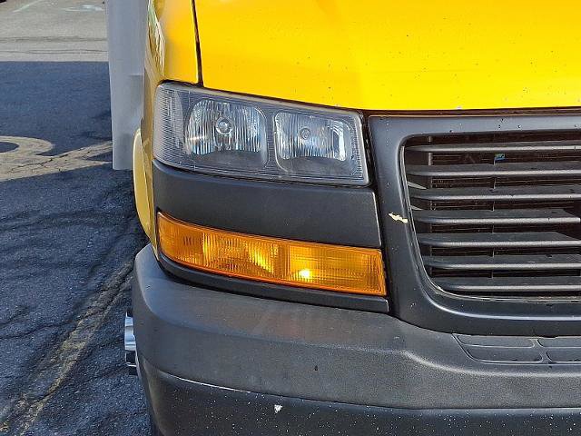 Used 2021 GMC Savana 3500 Extended w/ Power Convenience Package image 29