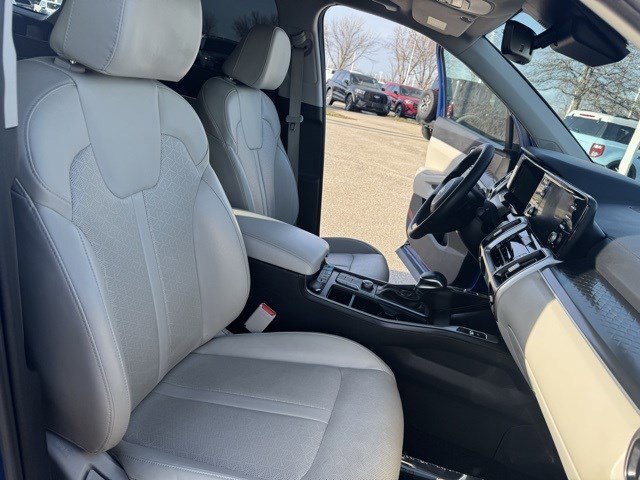 Used 2021 Kia Sorento S w/ Panoramic Sunroof Package image 45