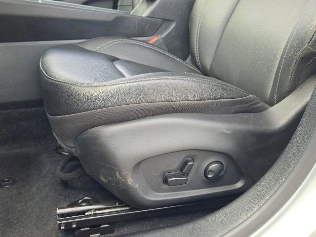 Used 2025 Jeep Compass Limited image 22