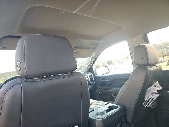 Used 2022 Chevrolet Silverado 1500 LT Trail Boss w/ LT Trail Boss Premium Package AWD/4WD image 13