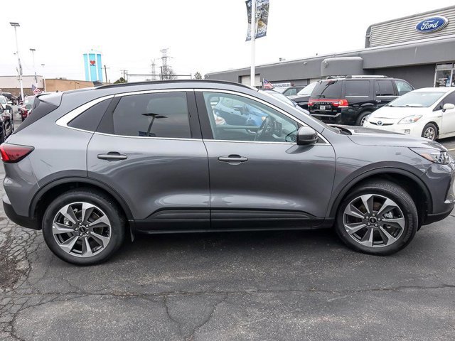 Certified 2025 Ford Escape Platinum image 8