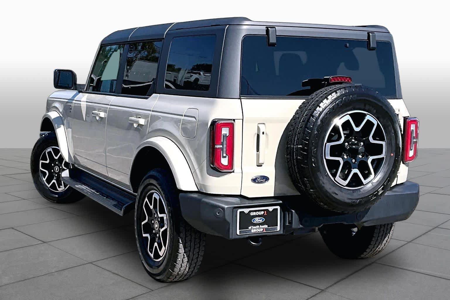 Certified 2025 Ford Bronco Outer Banks AWD/4WD image 12