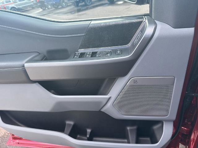 Certified 2025 Ford F250 XLT w/ Black Appearance Package image 39