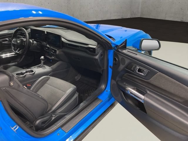 Certified 2024 Ford Mustang Coupe RWD image 18