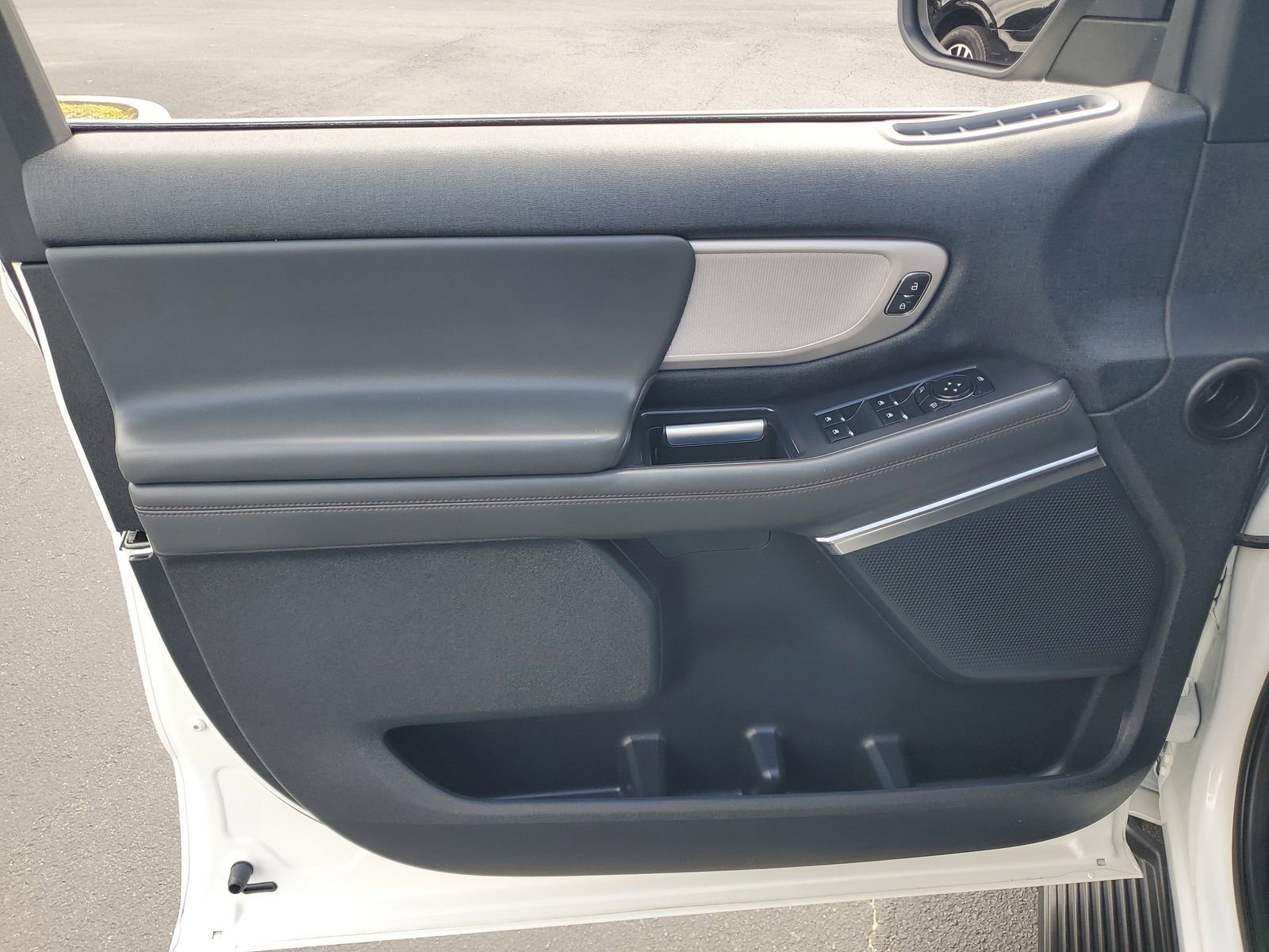 Certified 2025 Ford Expedition Max Active RWD image 17