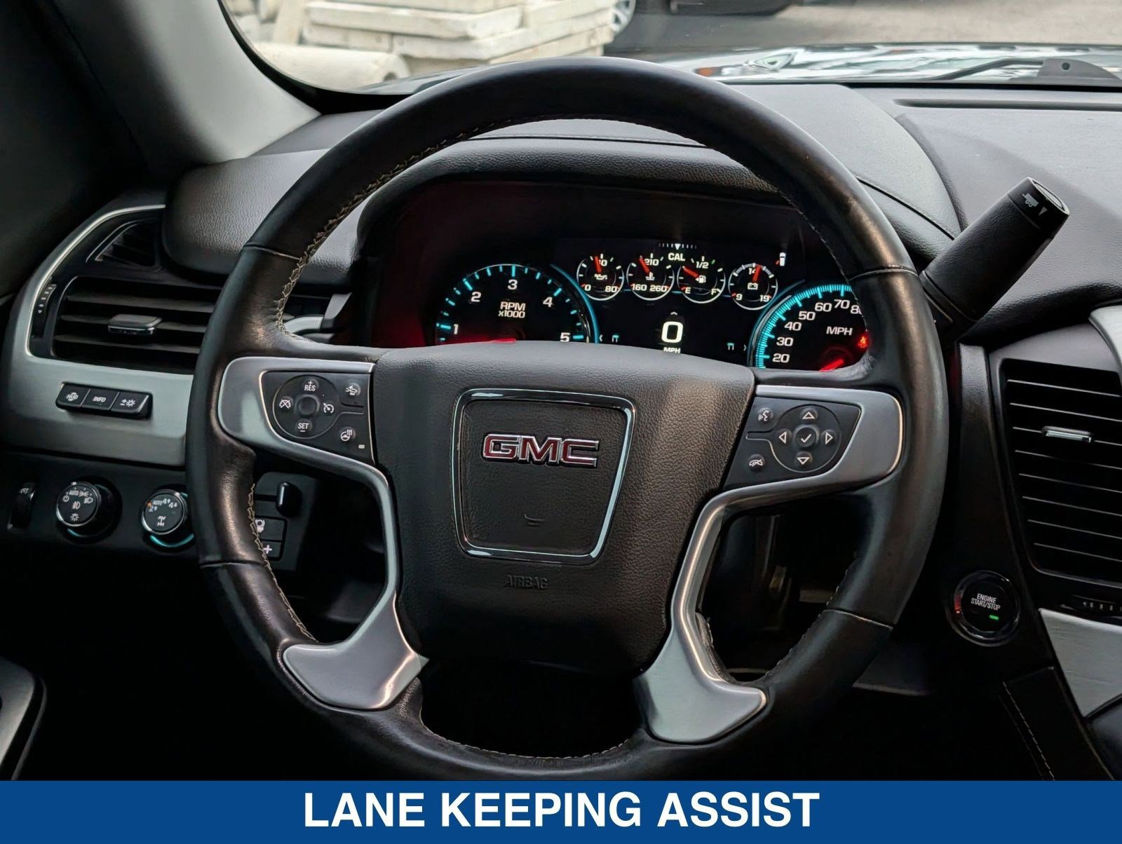 Used 2020 GMC Yukon SLT w/ Graphite Performance Edition image 16