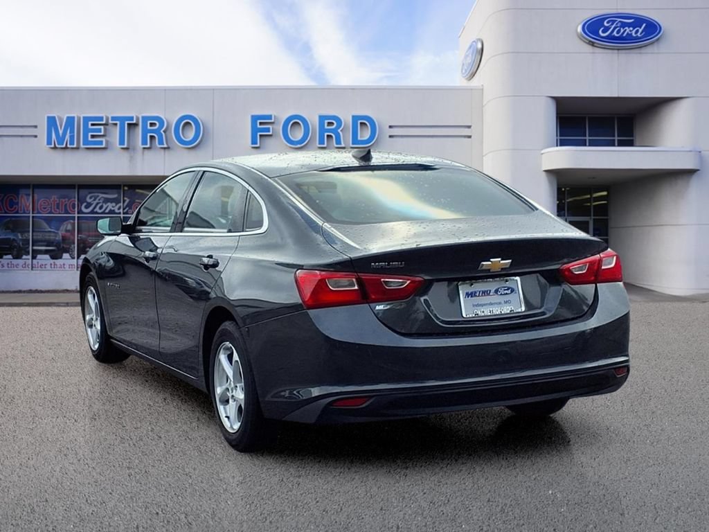 Used 2017 Chevrolet Malibu LS FWD image 5