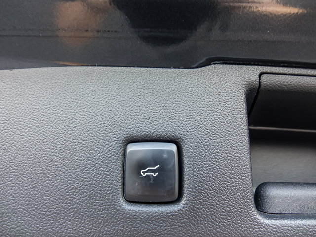 Certified 2022 Ford Escape Titanium AWD/4WD image 26
