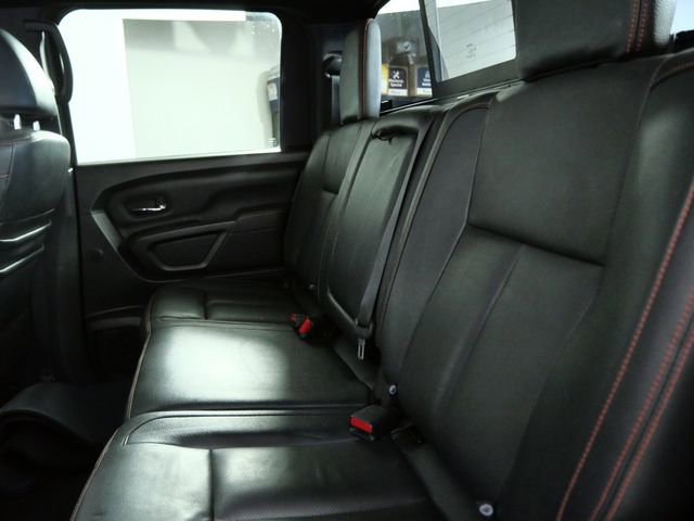 Used 2021 Nissan Titan PRO-4X w/ Pro-4x Convenience Package AWD/4WD image 15
