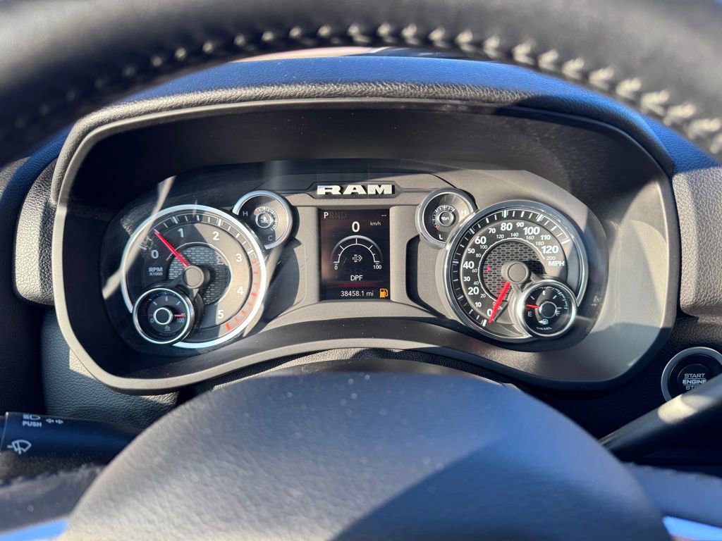 Used 2024 RAM 2500 Big Horn AWD/4WD image 15