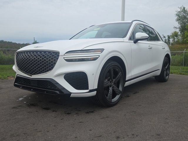 Used 2022 Genesis GV70 3.5T Sport w/ Sport Prestige Package AWD/4WD image 3