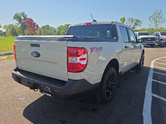 Certified 2025 Ford Maverick XLT w/ XLT Luxury Package AWD/4WD image 8