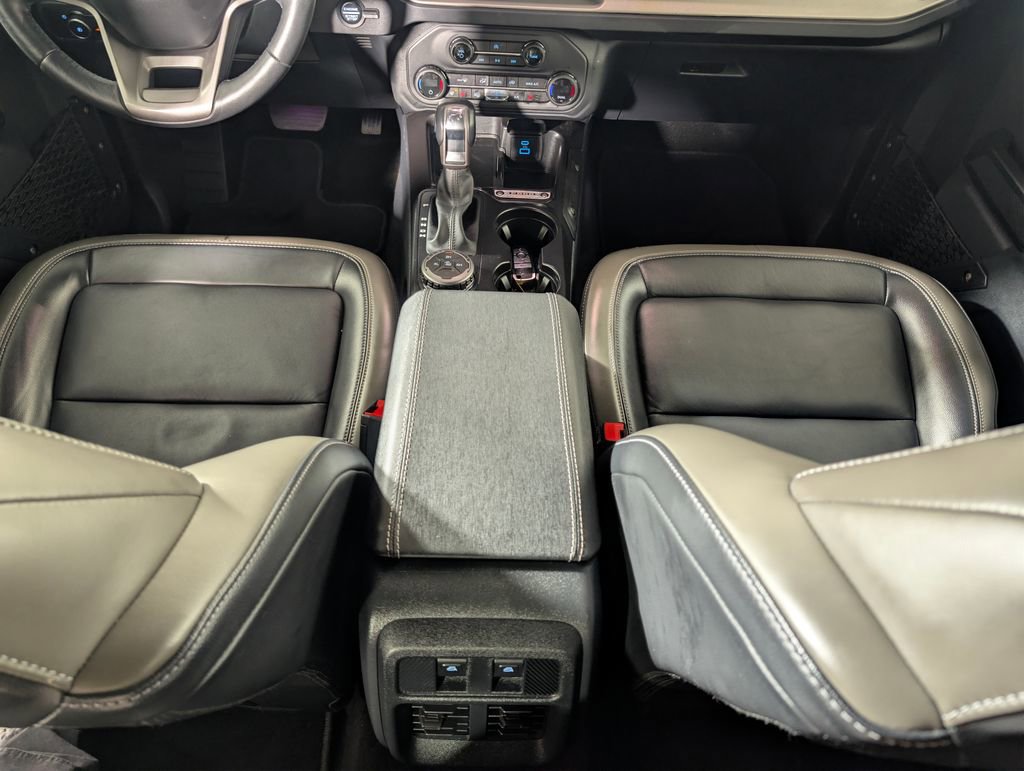 Certified 2025 Ford Bronco Outer Banks AWD/4WD image 16