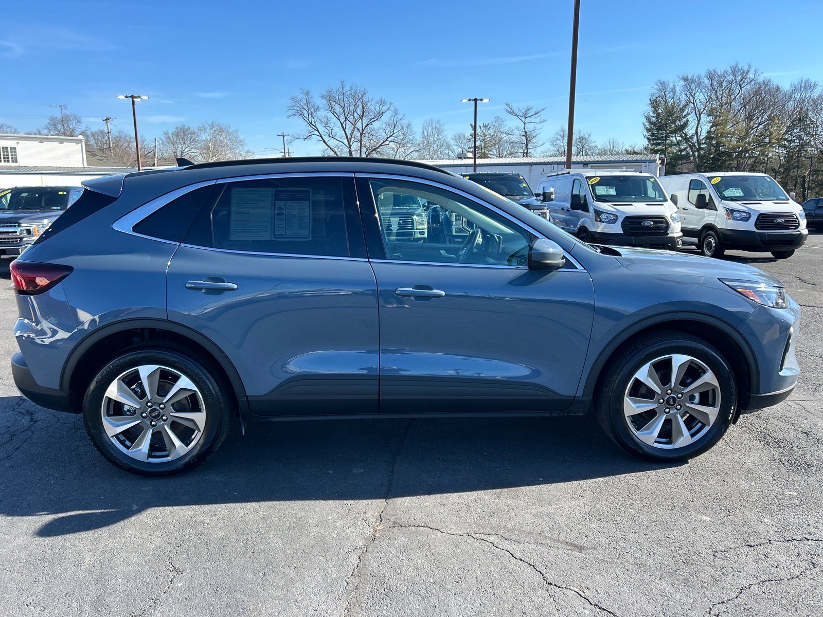 Certified 2025 Ford Escape Platinum image 16