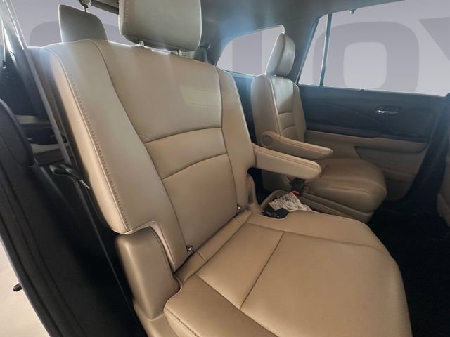 Used 2021 Honda Pilot Touring image 18