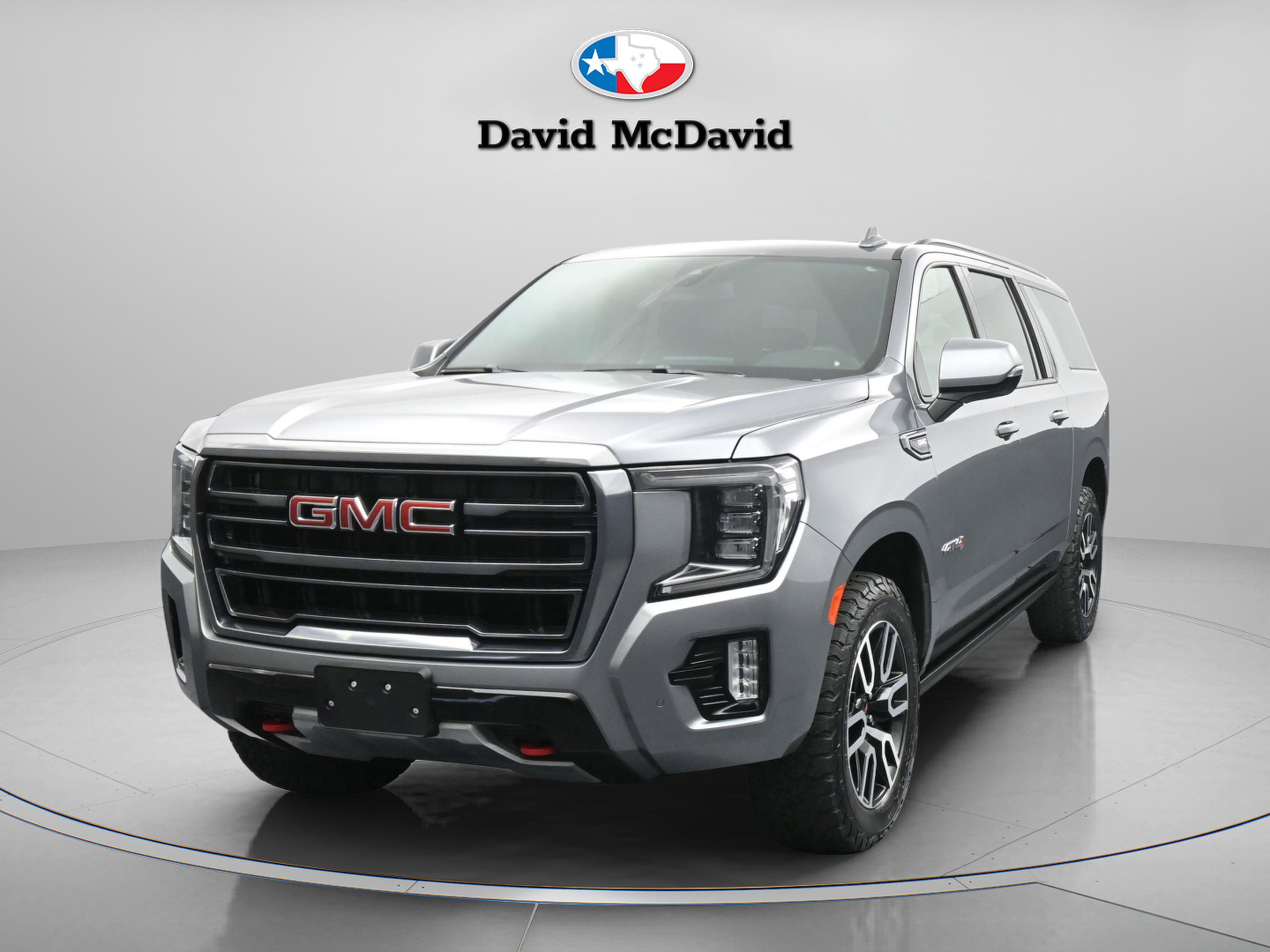 Used 2022 GMC Yukon XL AT4 image 30