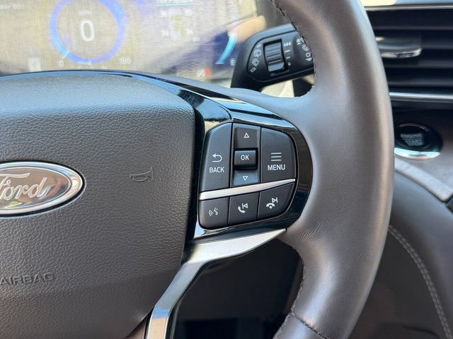 Certified 2023 Ford Explorer Platinum w/ Technology Package AWD/4WD image 35