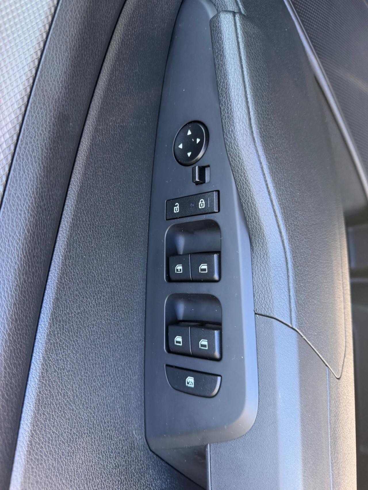 Used 2024 Kia Sportage LX AWD/4WD image 18