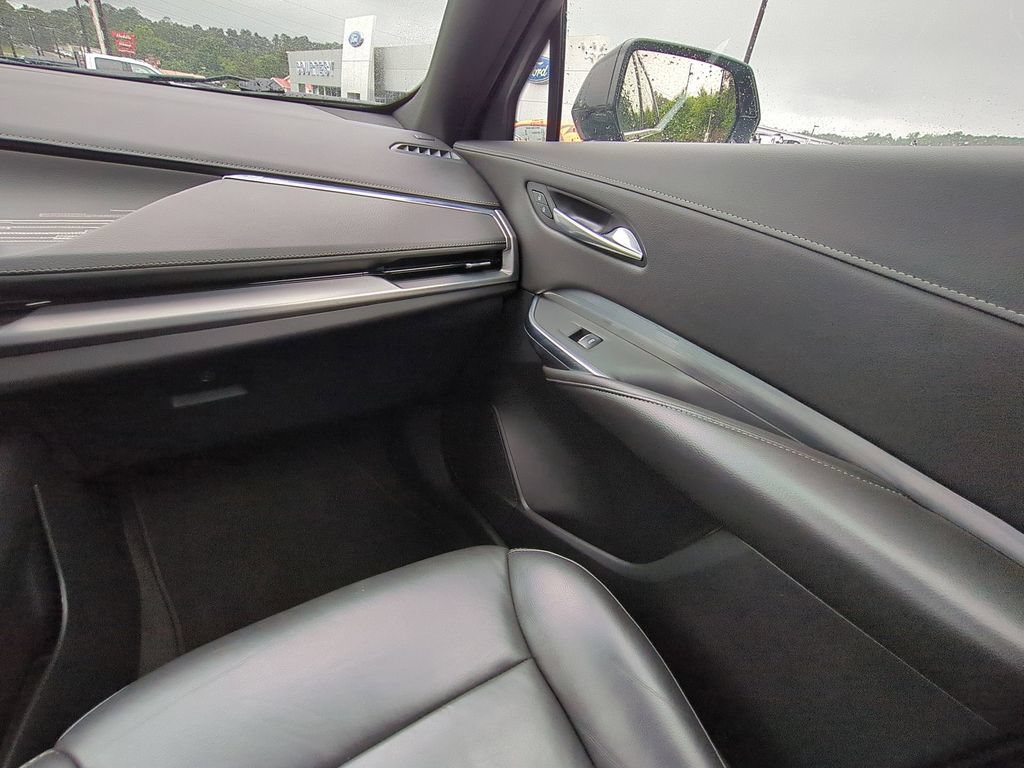 Used 2024 Cadillac XT4 Premium Luxury FWD image 19