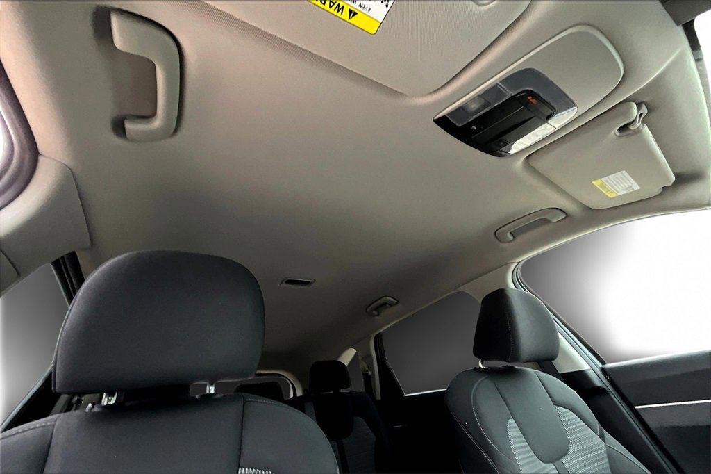 Used 2023 Kia Sorento LX image 22