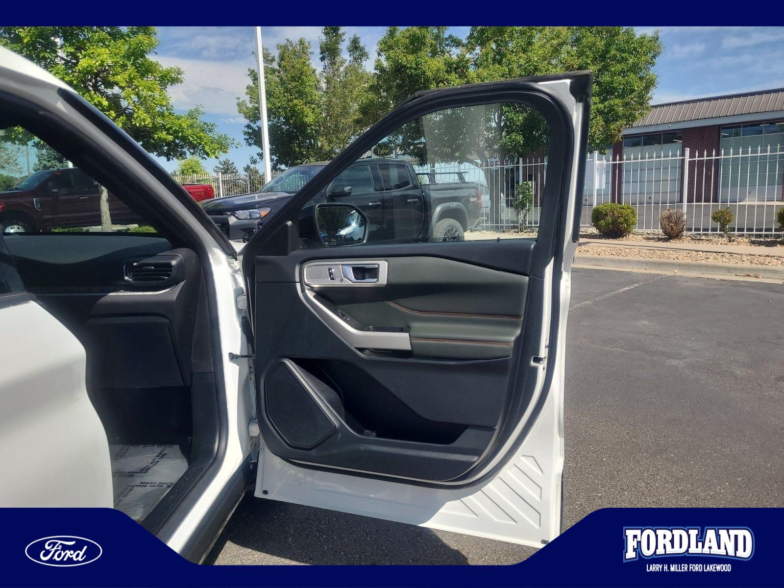 Certified 2023 Ford Explorer Timberline w/ Timberline Technology Package AWD/4WD image 16