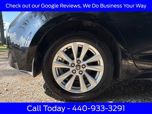 Used 2023 Toyota Corolla SE image 29
