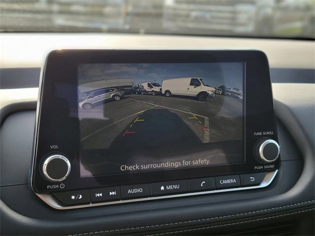 Used 2026 Nissan Rogue SV image 27