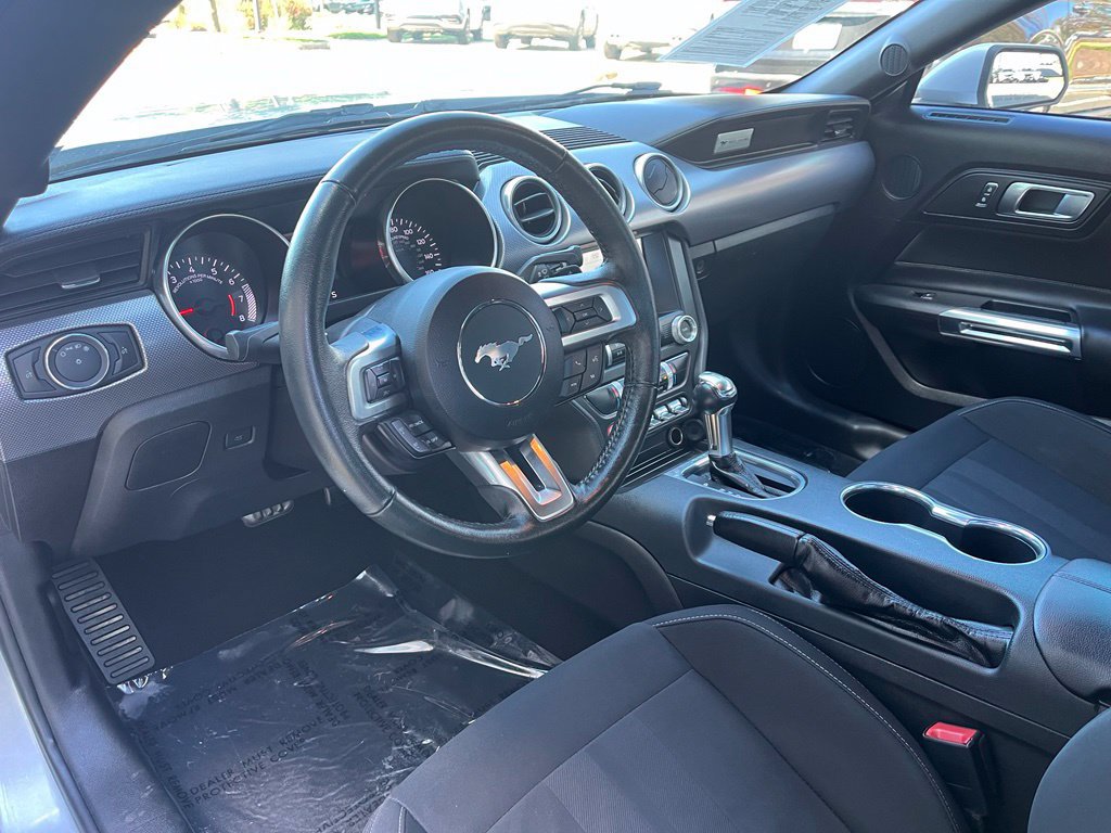 Certified 2019 Ford Mustang Coupe RWD image 18